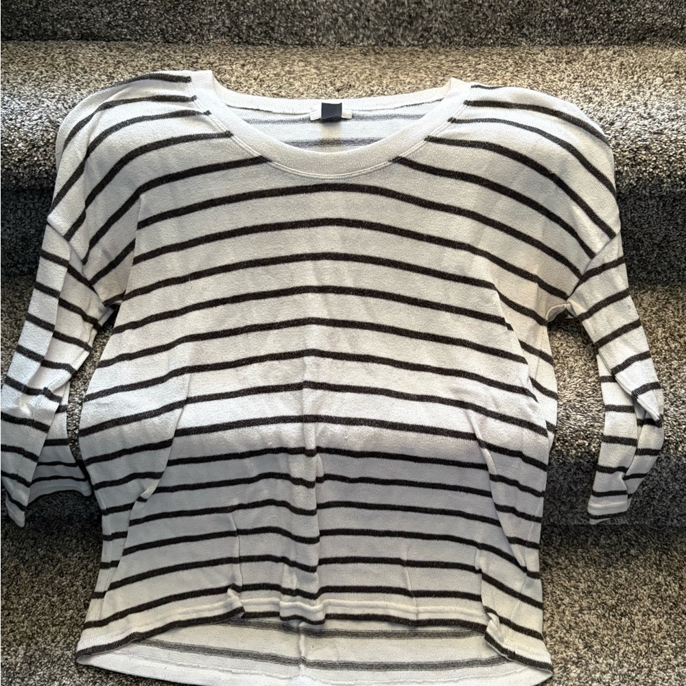 Old Navy Black and White Striped Long Sleeve Top